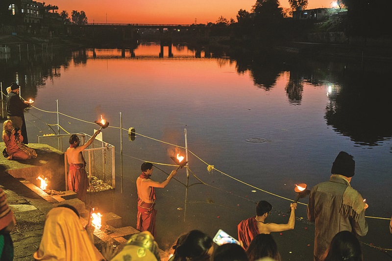 Ram Ghat Aarti